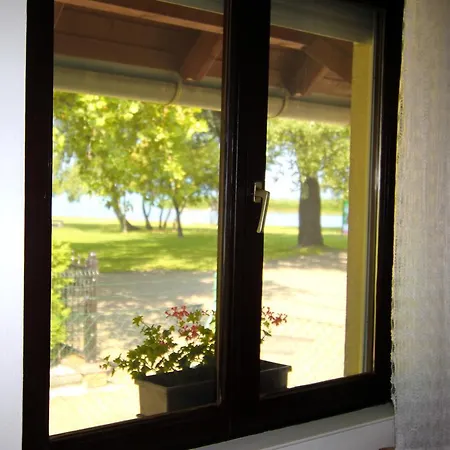 Zsuzsanna Apartmanhaz Balatonboglár