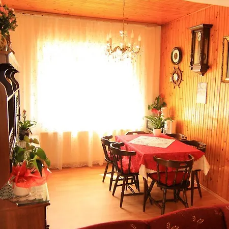 Zsuzsanna Apartmanhaz Appartamento Balatonboglár