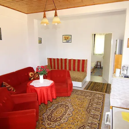 Zsuzsanna Apartmanhaz Apartament *